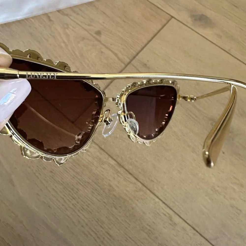 Lurelly Jem Stone Glasses - Picture 3 of 3
